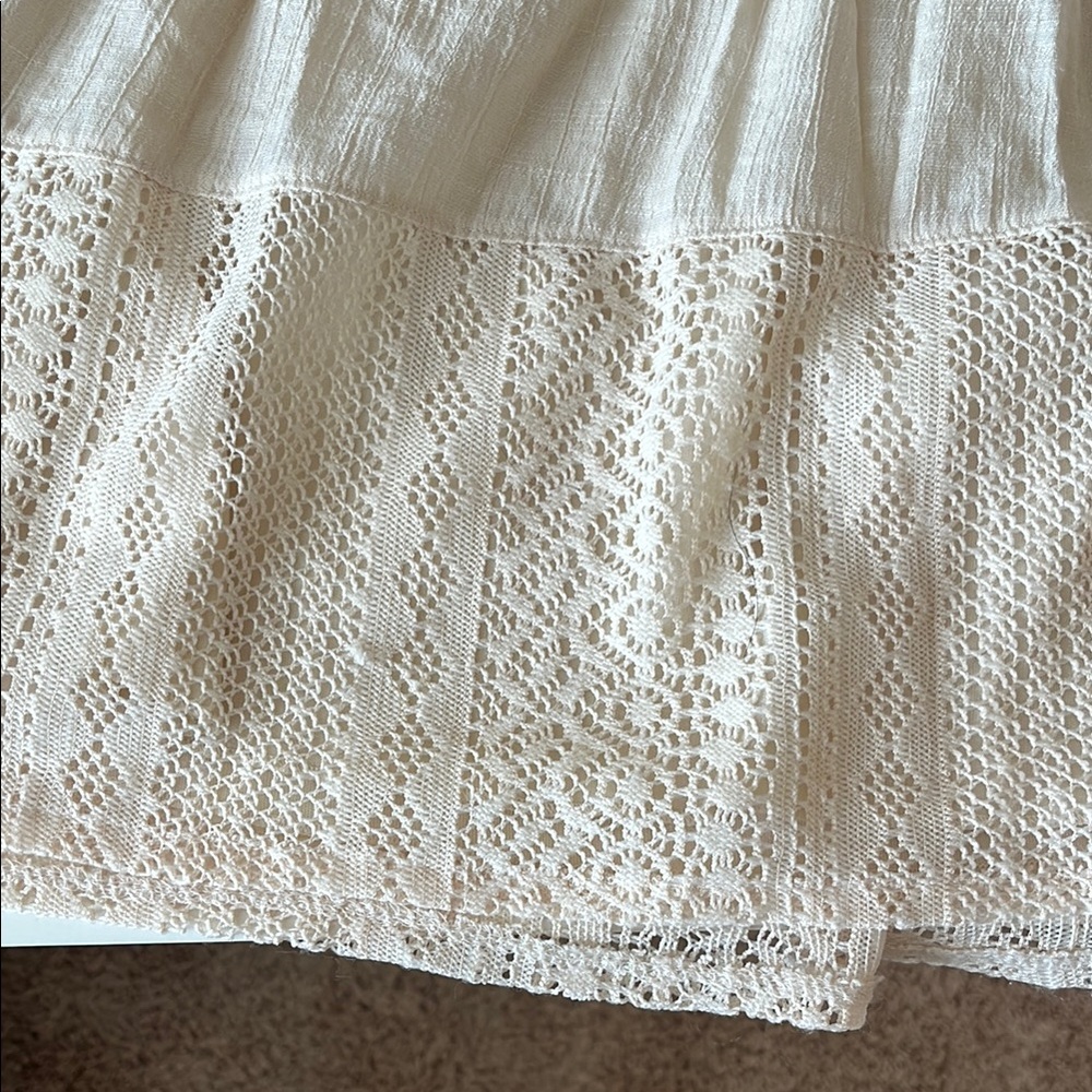JOE B Cream Flowy Skirt Size Large - Picture 4 of 4